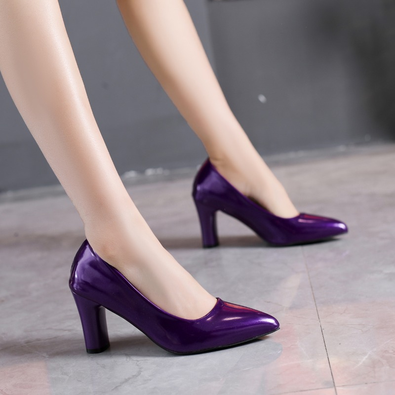 Plus Size Patent Leather Pump  - огляд і ціна Pump Heel Block