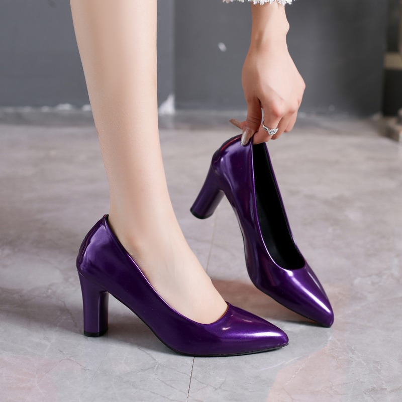 Plus Size Patent Leather Pump  - огляд і ціна Pump Heel Block